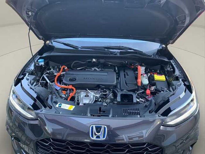 Honda ZR-V e:HEV Sport Alu-19-Zoll + Winterräder