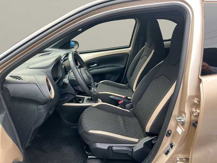 Toyota Aygo X Pulse inkl. Winterräder komplett !!!