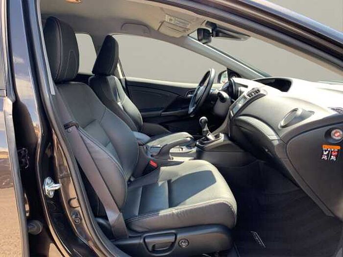 Honda Civic Tourer 1.8 Executive AHK+Winterräder