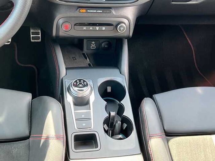 Ford Focus Turnier ST X AHZV + M&S