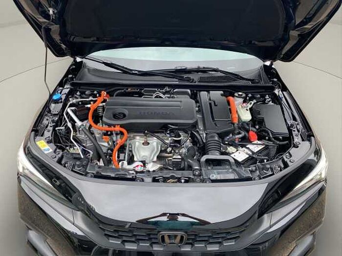 Honda Civic 2.0Hybrid Sport Emblem schwarz+Winterräder