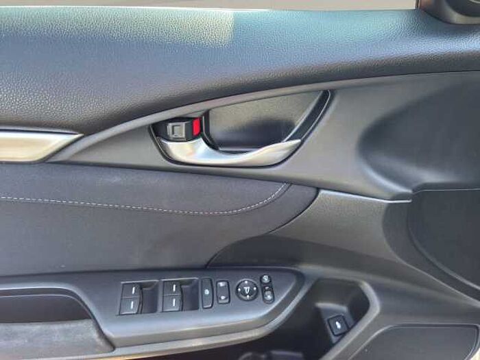 Honda Civic Lim. 4-trg. 1.6 i-DTEC Elegance Navigation