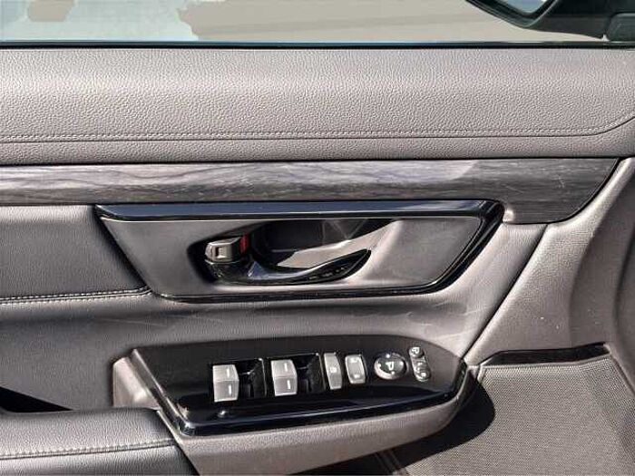 Honda CR-V 2.0 HYBRID 2WD Sport Line AHK Winterräder